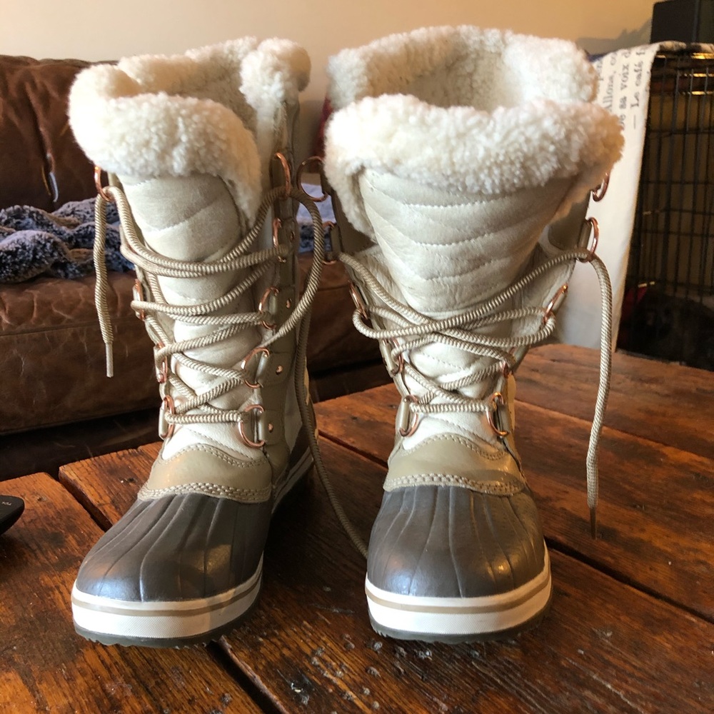 Sorel Joan of Arctic boots